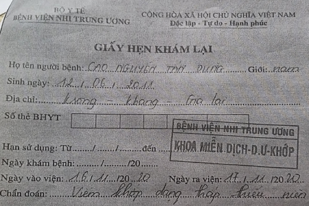 Hỗ trợ viện phí cho bệnh nhi bị viêm khớp